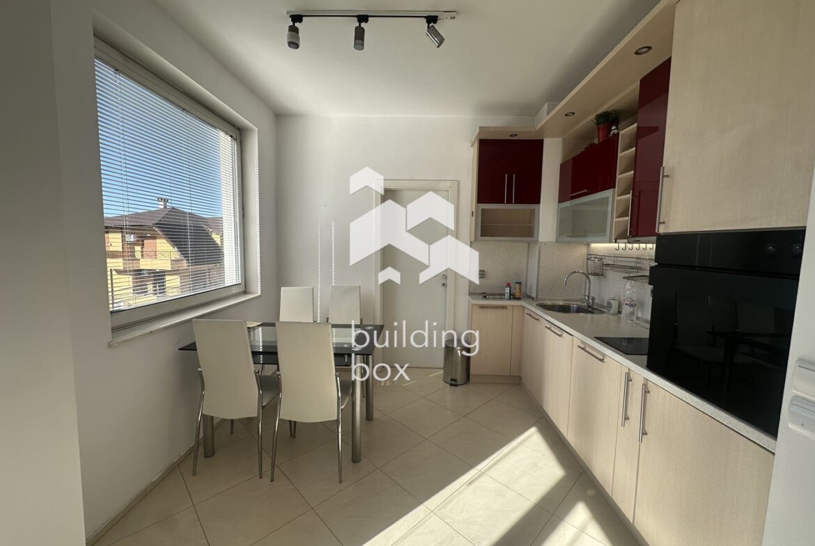 Тристаен апартамент в Манастирски ливади - 0