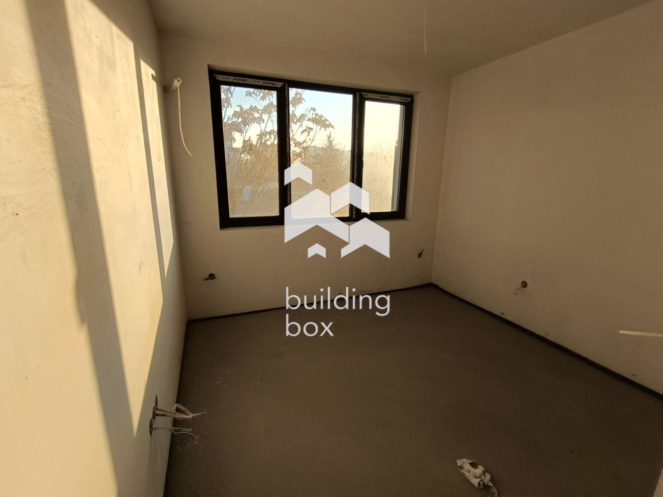 Апартамент с 3 спални - ж.к. Сухата река - 0