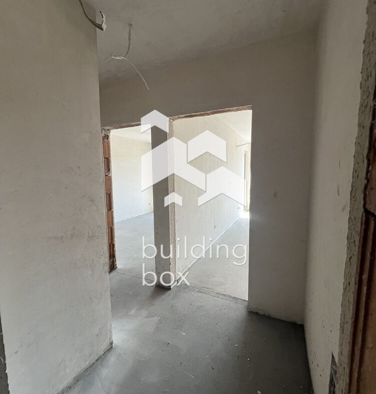 Тристаен апартамент в нова модерна сграда – Централна София - 0