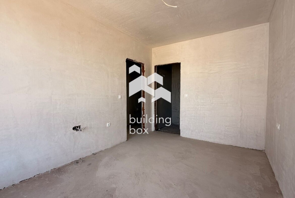 Тристаен апартамент - 0