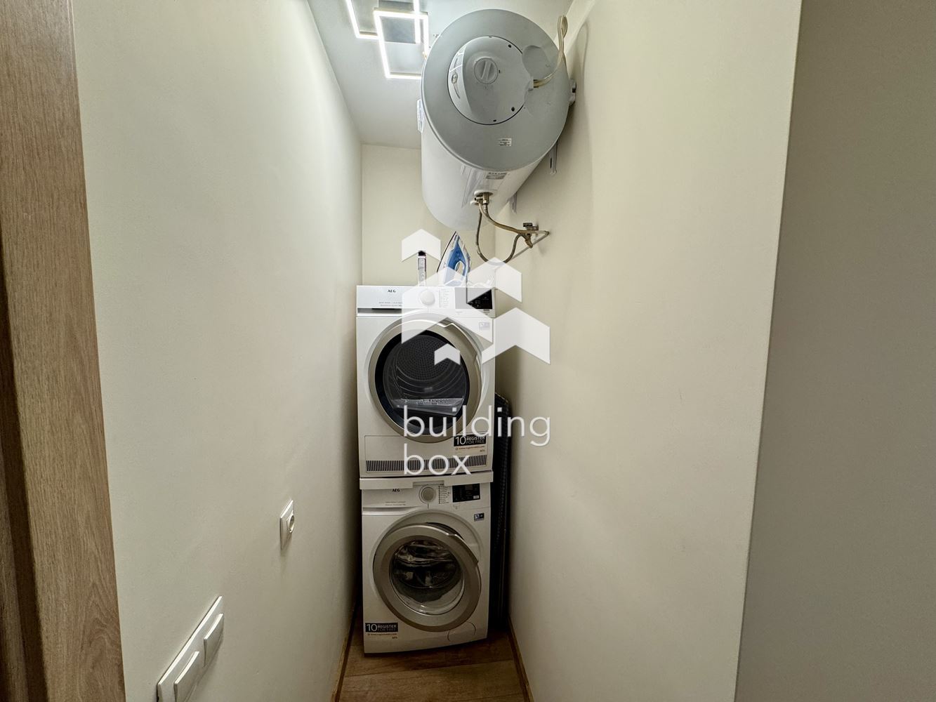 Луксозен двустаен в Центъра - 0