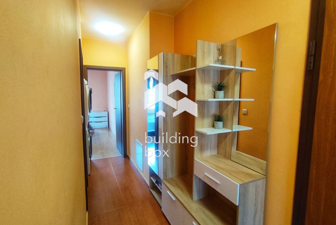 Уютен двустаен апартамент до Бизнес парк - 0