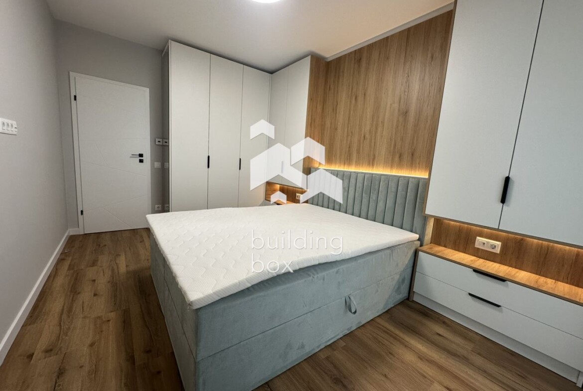 Дизайнерски двустаен апартамент в Ирис парк - 0