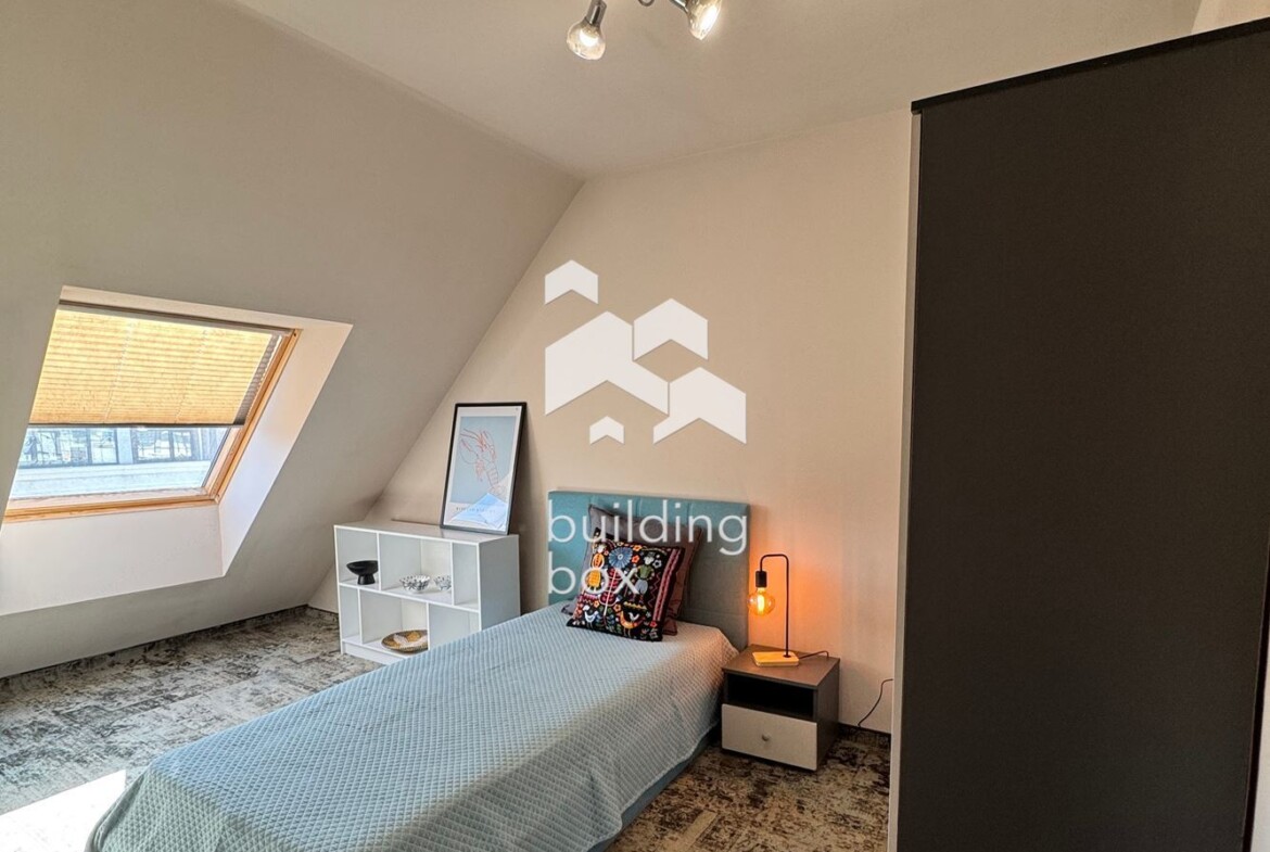 Многостаен апартамент в затворен комплекс в кв. Кръстова вада - 0