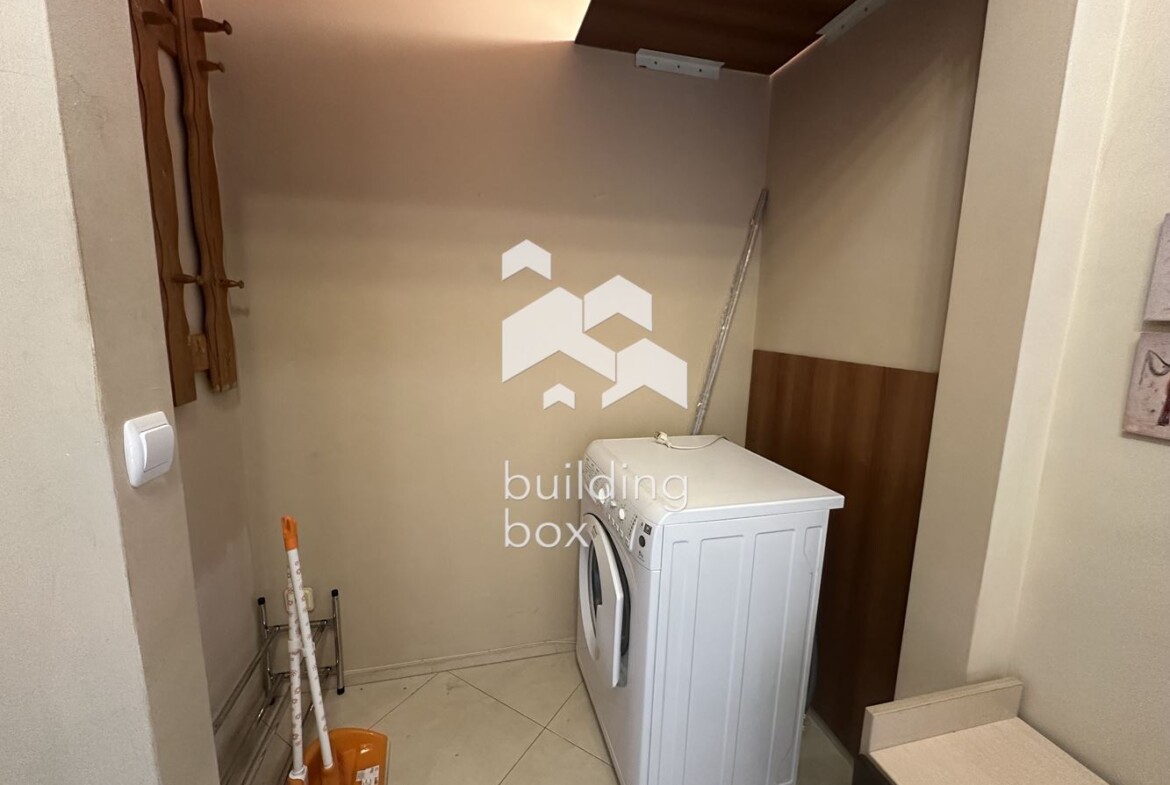 Тристаен апартамент в Манастирски ливади - 0