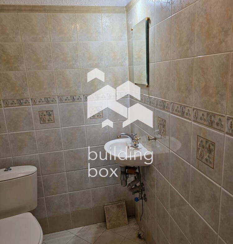 Тристаен апартамент - кв. Стрелбище - 0