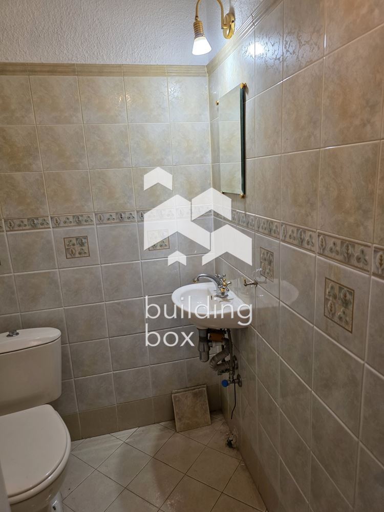 Тристаен апартамент - кв. Стрелбище - 0