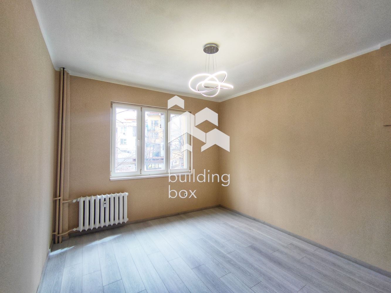 Светъл освежен двустаен апартамент/ офис на бул. Христо Ботев - 0