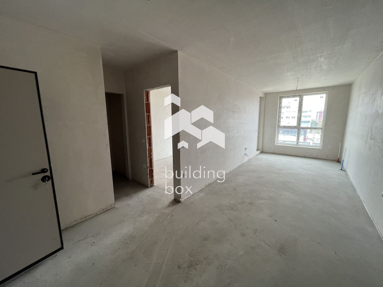 Продава 2-стаен