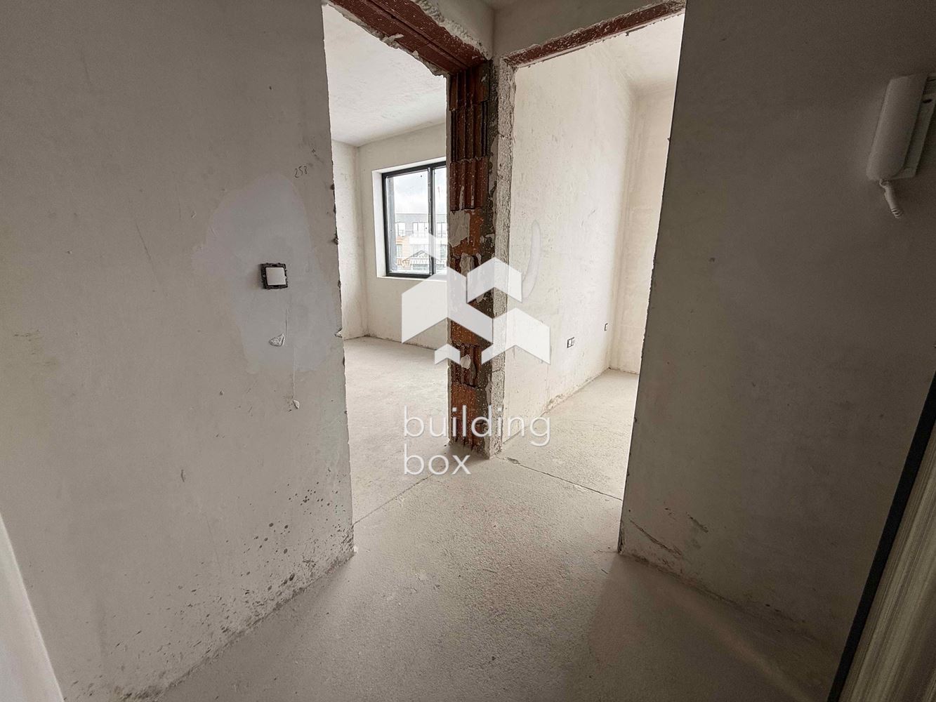 Двустаен апартамент - кв. Малинова долина - 0