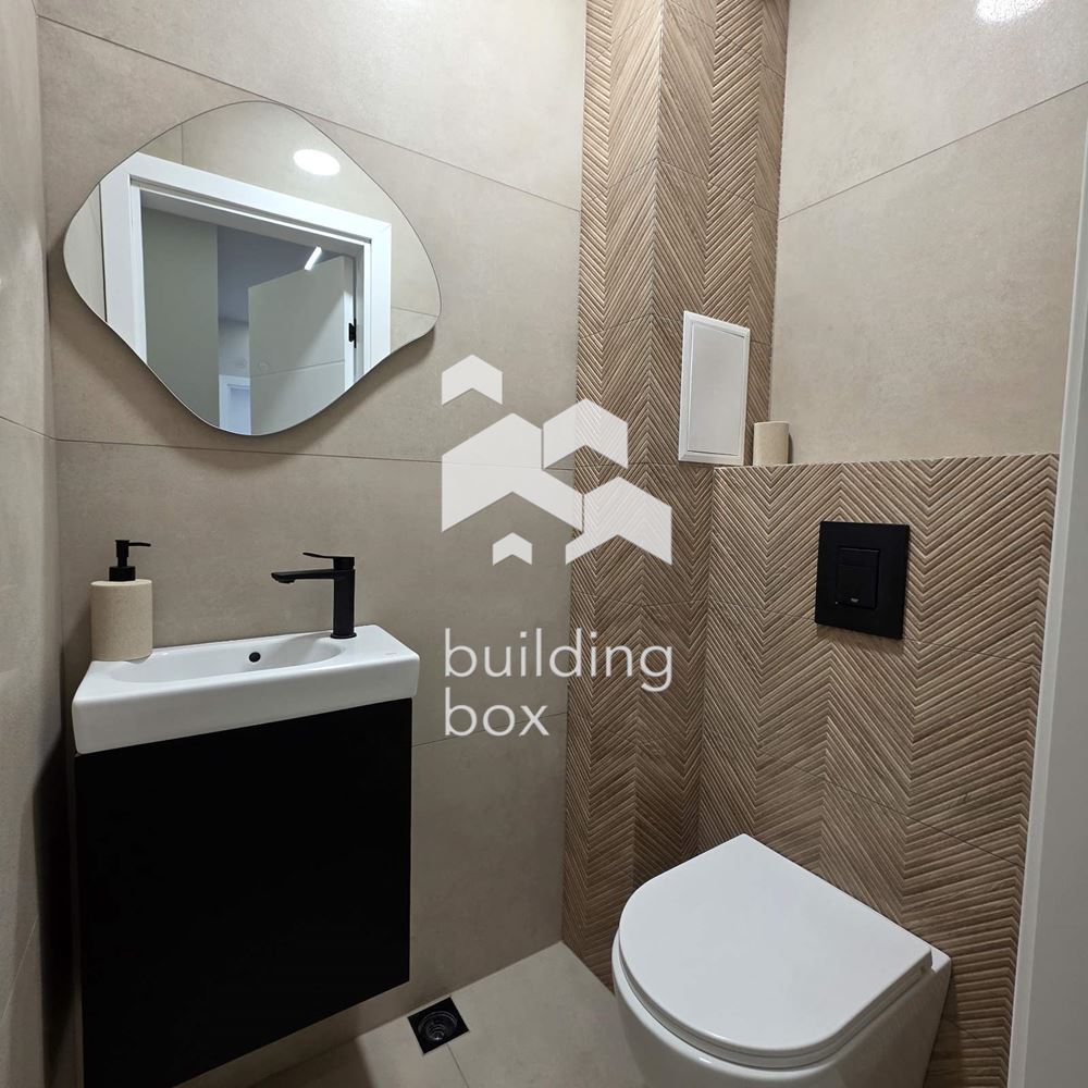 Тристаен апартамент в кв.Тракия. - 0