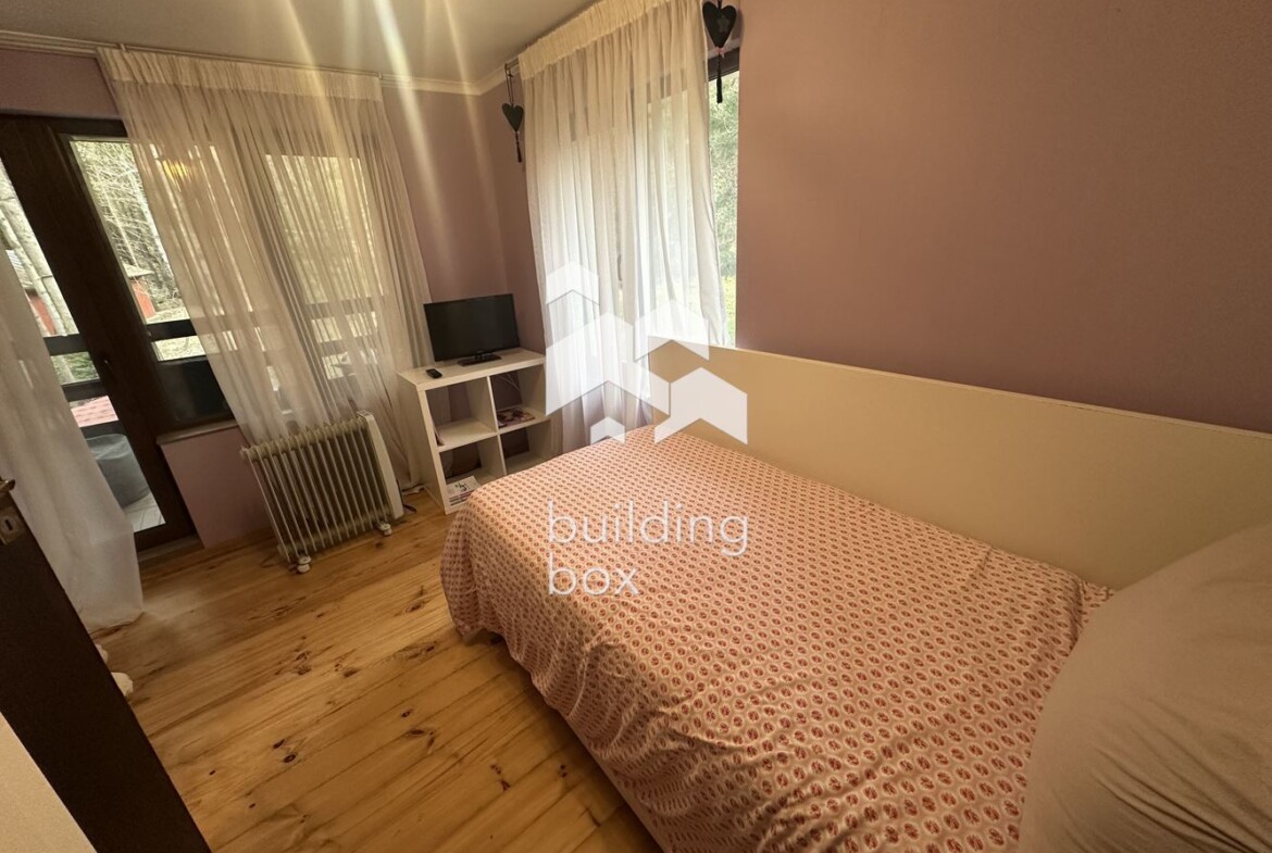 Уютна къща в с. Бистрица - 0