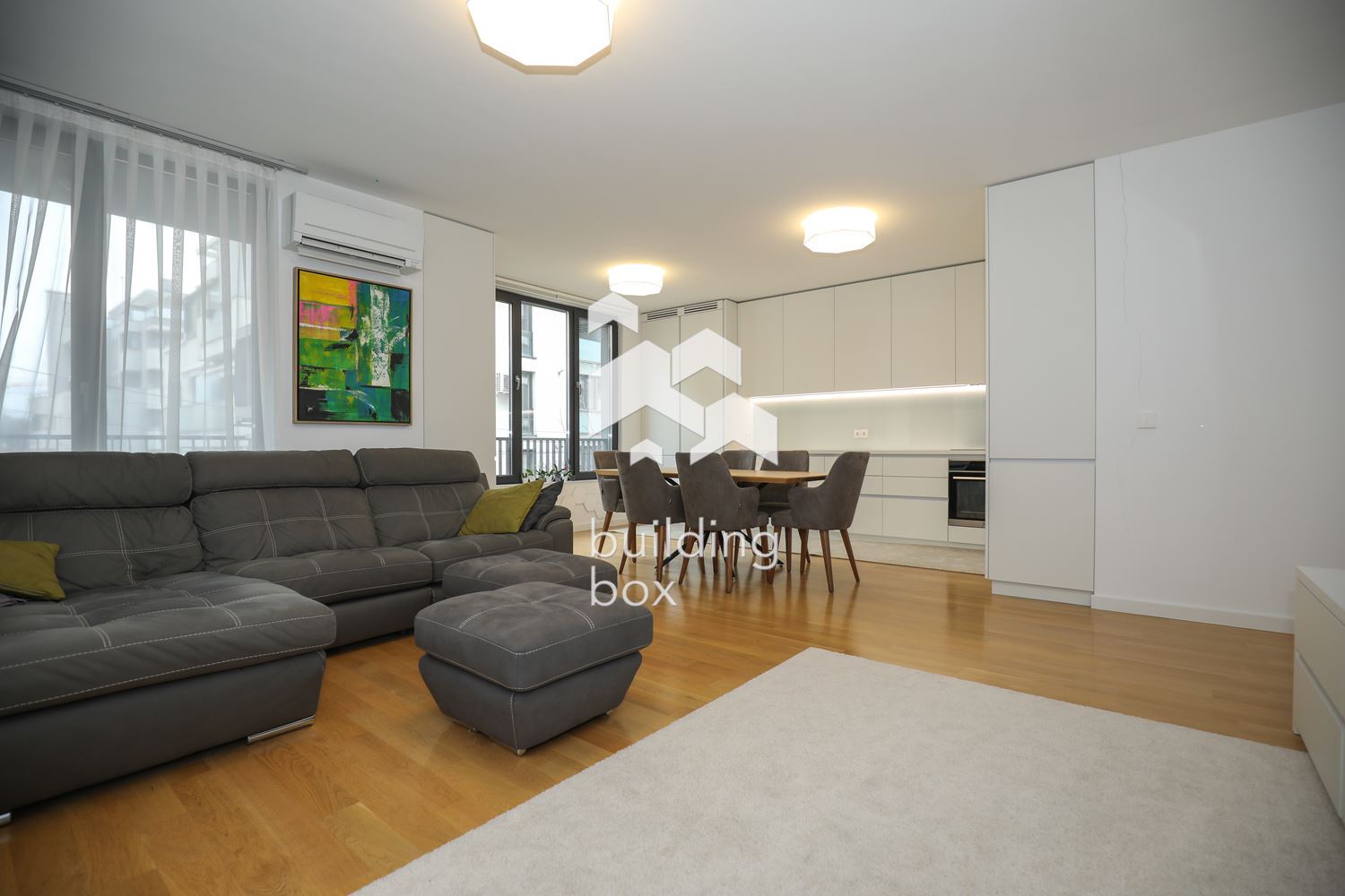 Тристаен апартамент - кв. Кръстова вада - 0