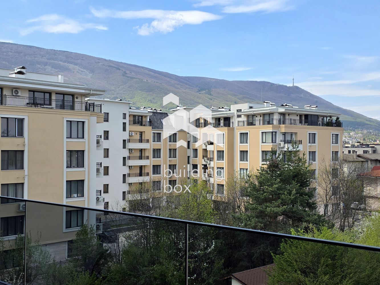 Стилен двустаен апартамент в Кръстова Вада - 0