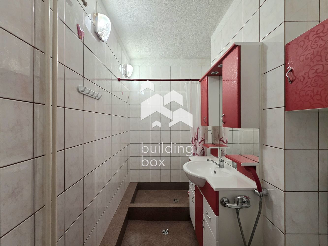 Двустаен апартамент до метростанция „Акад. Александър Теодоров-Балан“ - 0