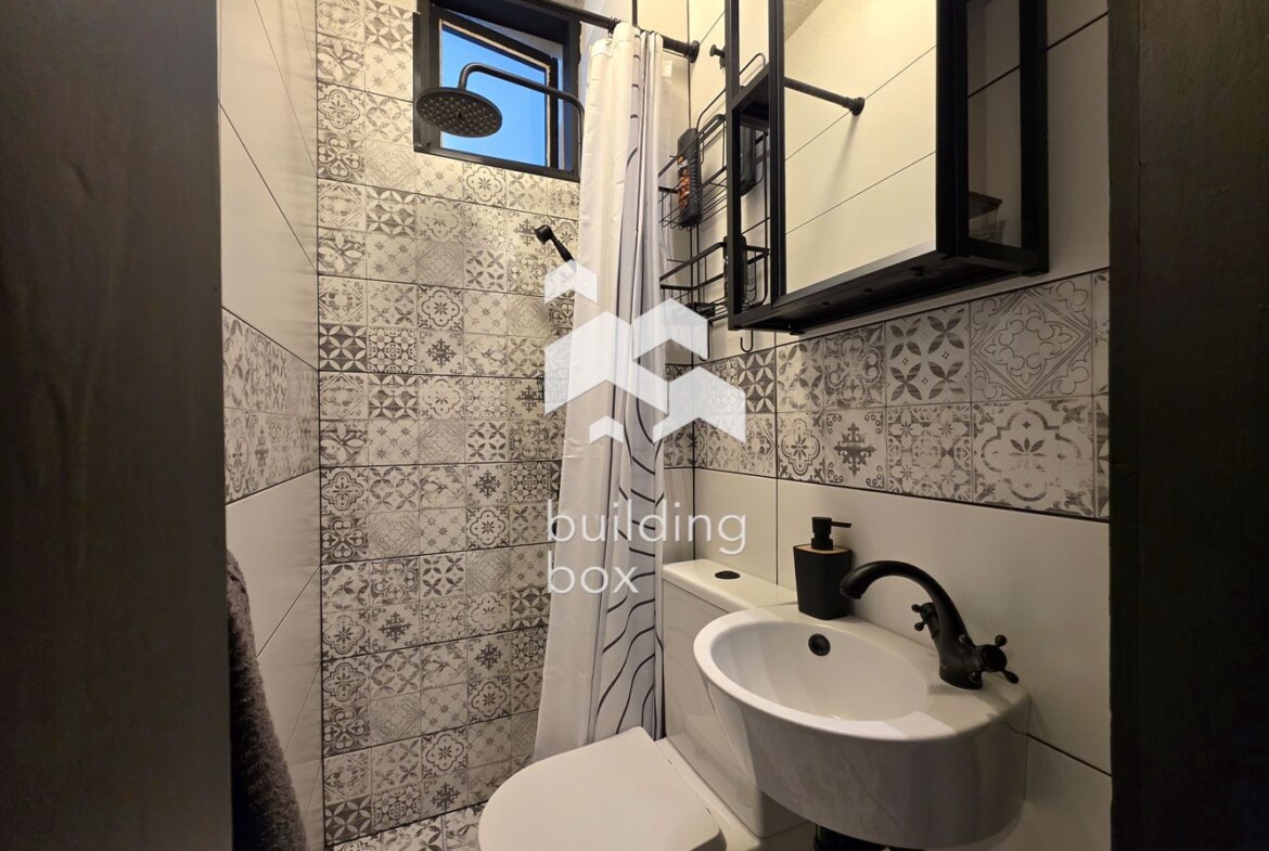 Гарсониера - ж.к. Лев Толстой - 0