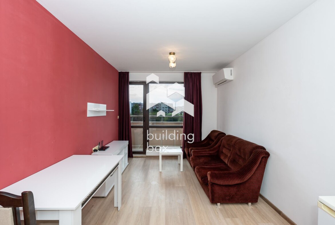 Тристаен обзаведен апартамент - 0