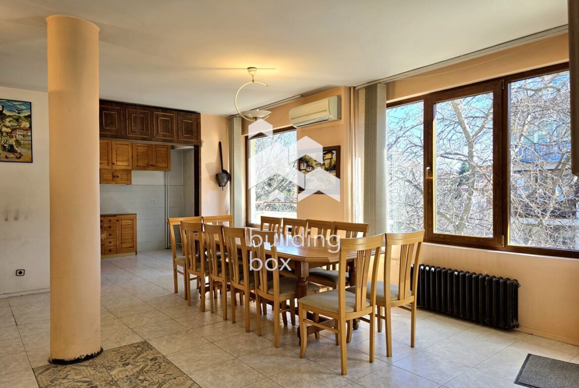 Четиристаен апартамент - кв. Витоша - 0