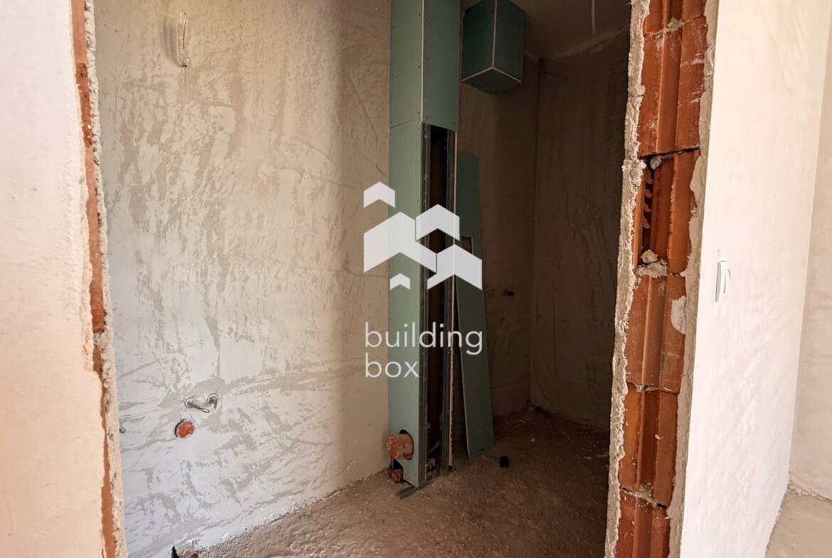 Тристаен апартамент - 0