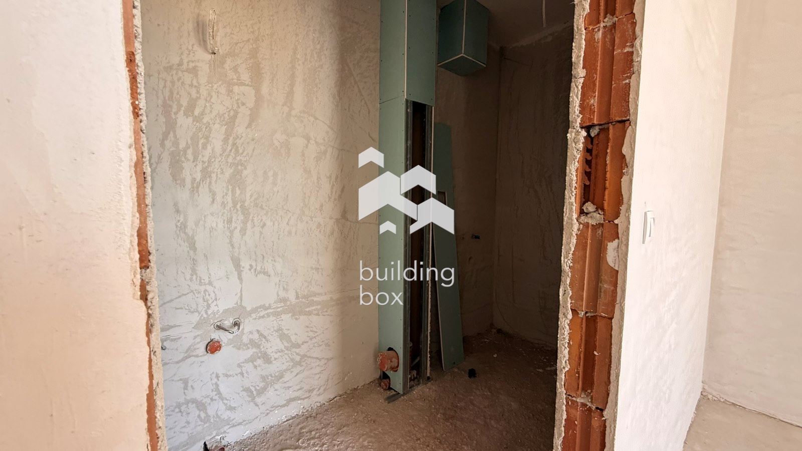 Тристаен апартамент - 0