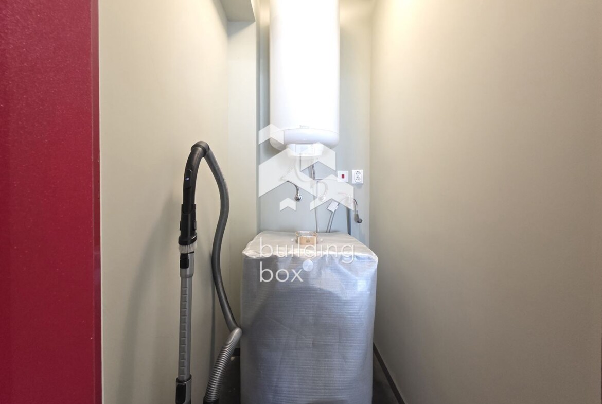 Просторен, качествено завършен двустаен апартамент с паркомясто в к-с Далия Резидънс - 0