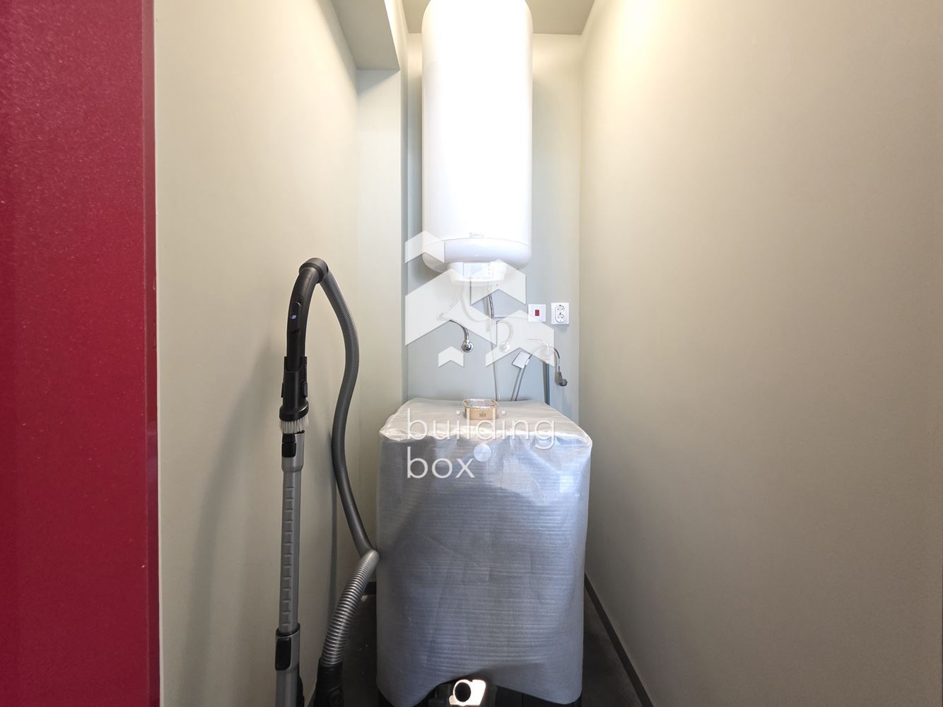 Просторен, качествено завършен двустаен апартамент с паркомясто в к-с Далия Резидънс - 0