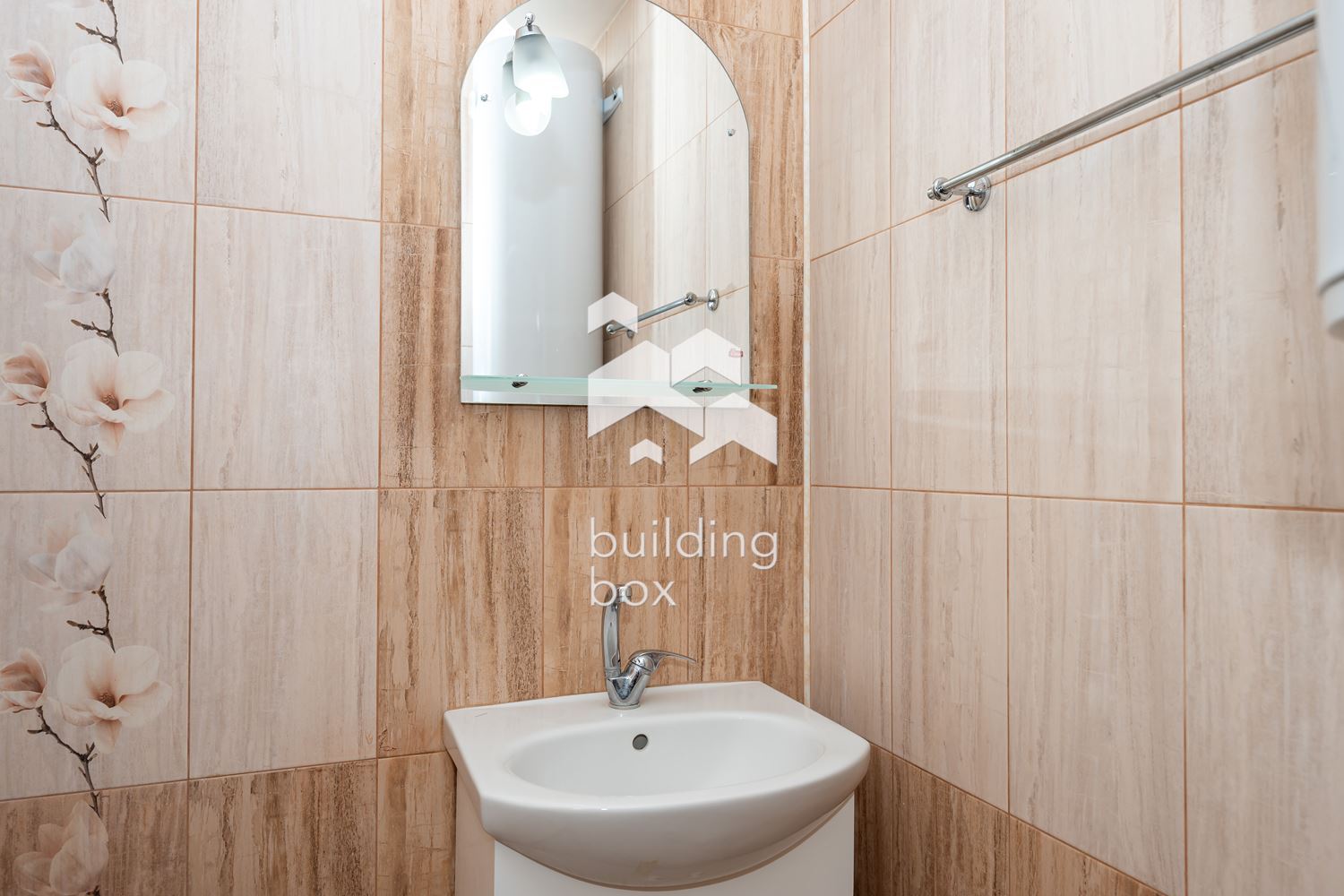 Тристаен обзаведен апартамент - 0