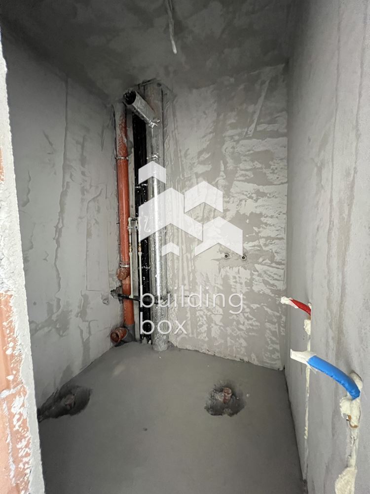 Тристаен апартамент в нова модерна сграда – Централна София - 0