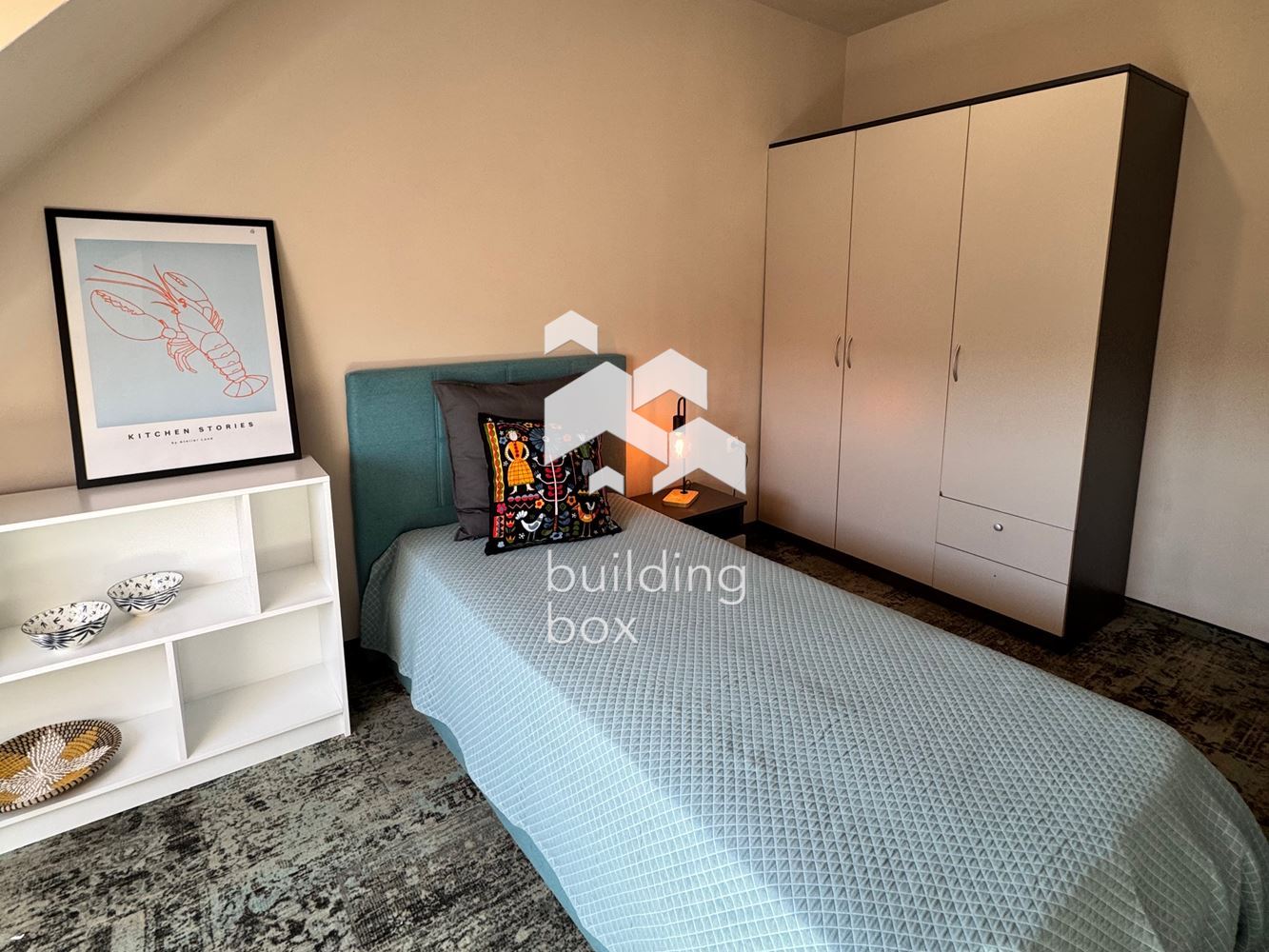 Многостаен апартамент в затворен комплекс в кв. Кръстова вада - 0