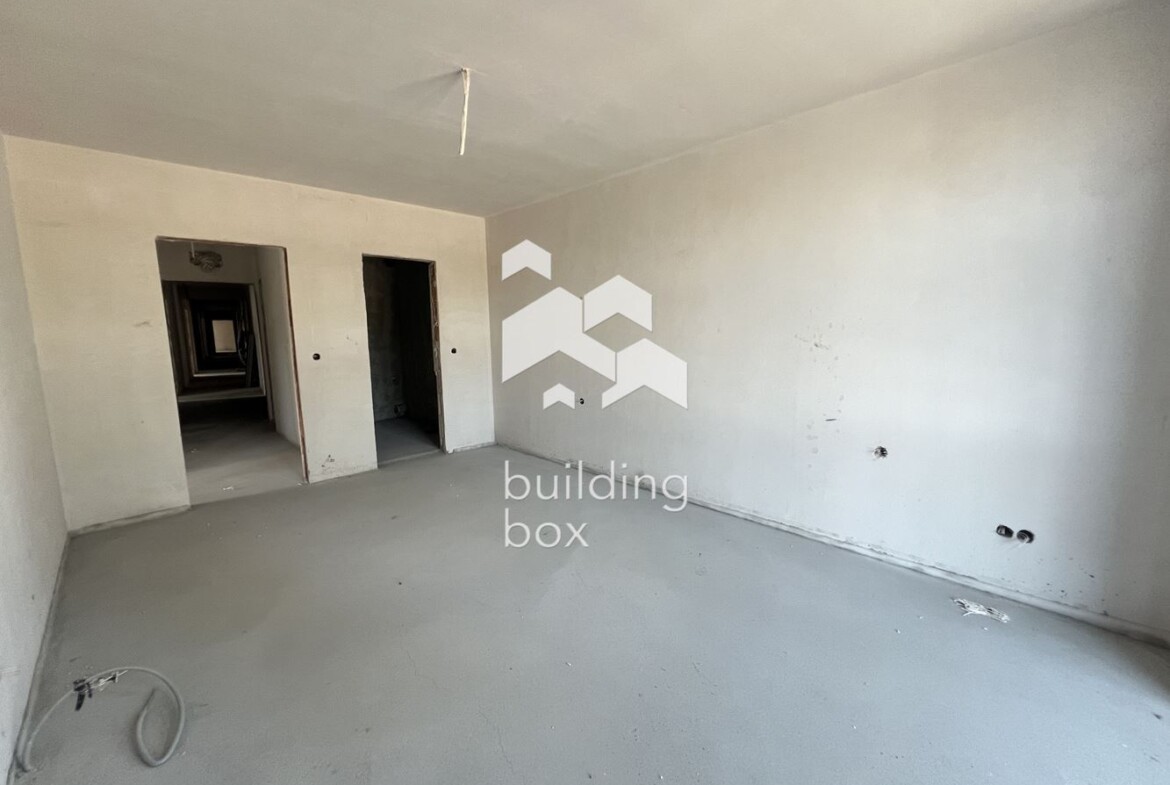 Тристаен апартамент в нова модерна сграда – Централна София - 0