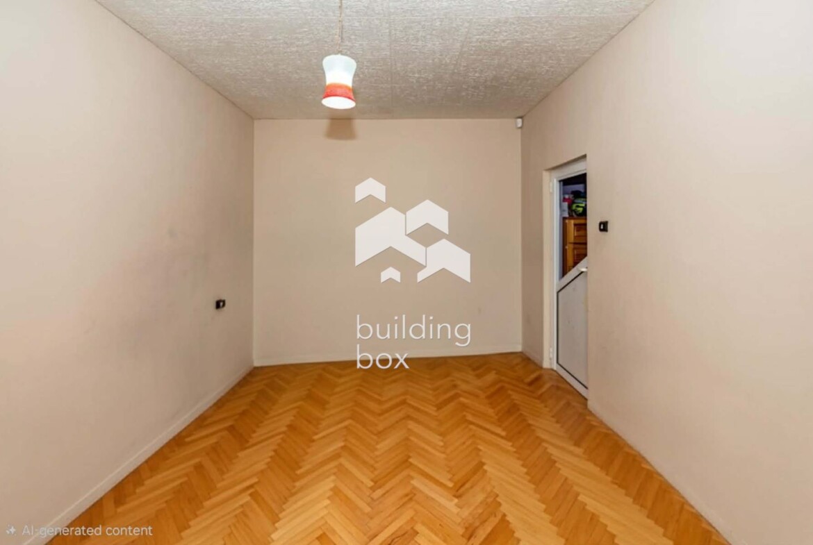 Двустаен апартамент - кв. Кючук Париж - 0