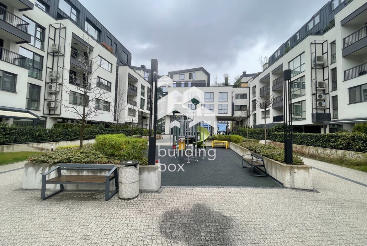 Просторен мезонет в затворен комплекс в Кръстова вада - 0