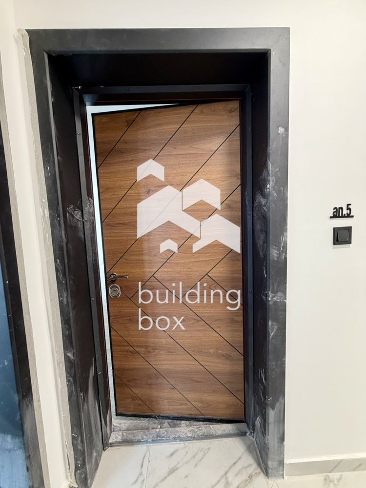 Двустаен апартамент - ж.к. Люлин 4 - 0