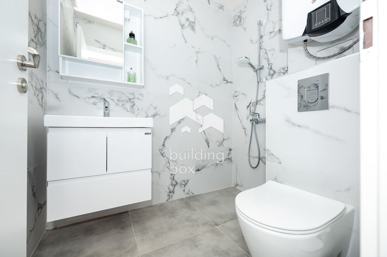 Двустаен обзаведен апартамент - кв. Христо Смирненски - 0