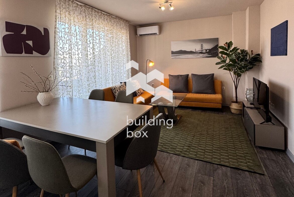 Многостаен апартамент в затворен комплекс в кв. Кръстова вада - 0