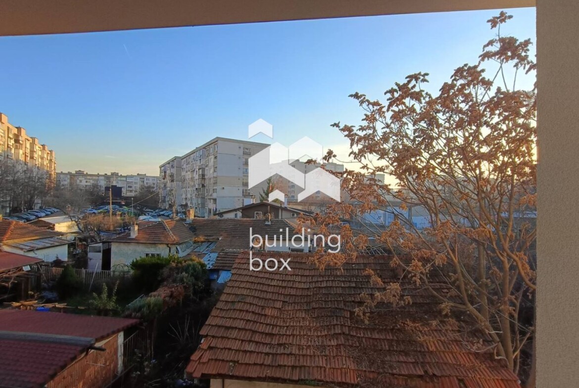 Апартамент с 3 спални - ж.к. Сухата река - 0