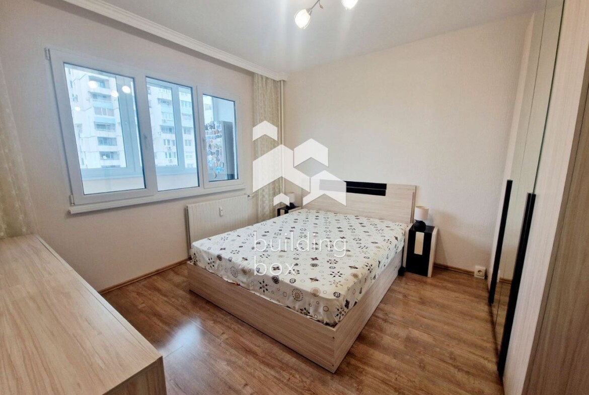 Просторен 2стаен апартамет в ж.к. Дружба 2 - 0