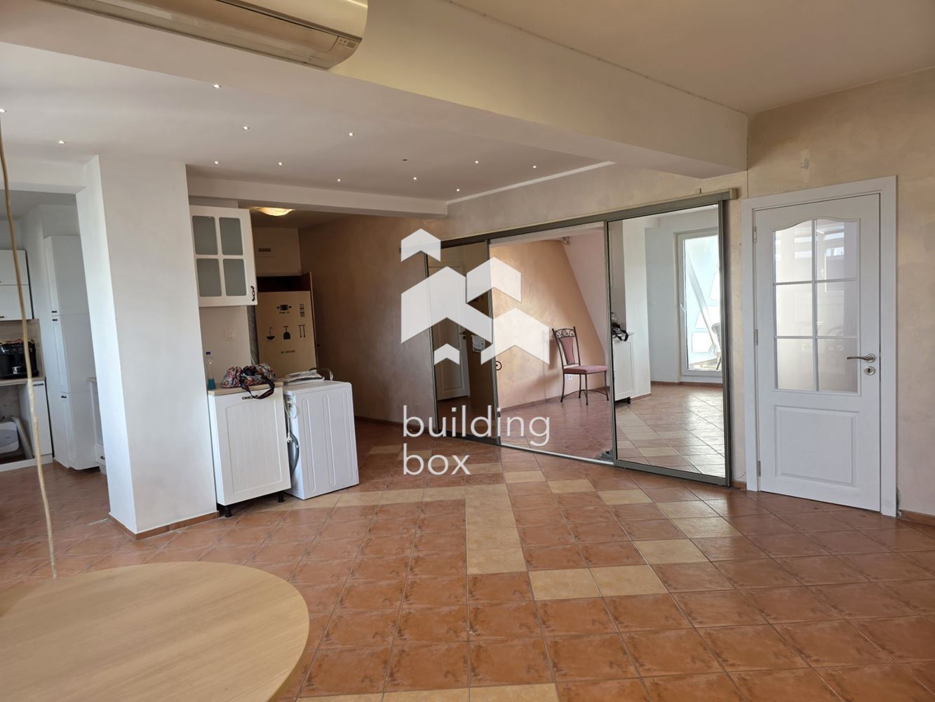 Тристаен апартамент – кв. Стрелбище