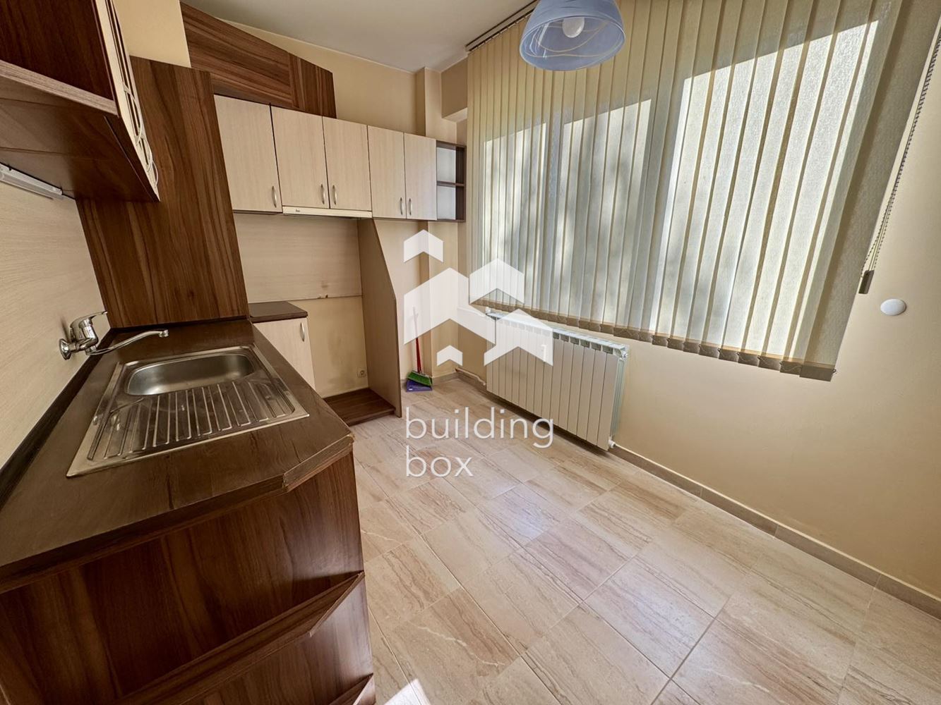 Гарсониера в Хаджи Димитър - 0