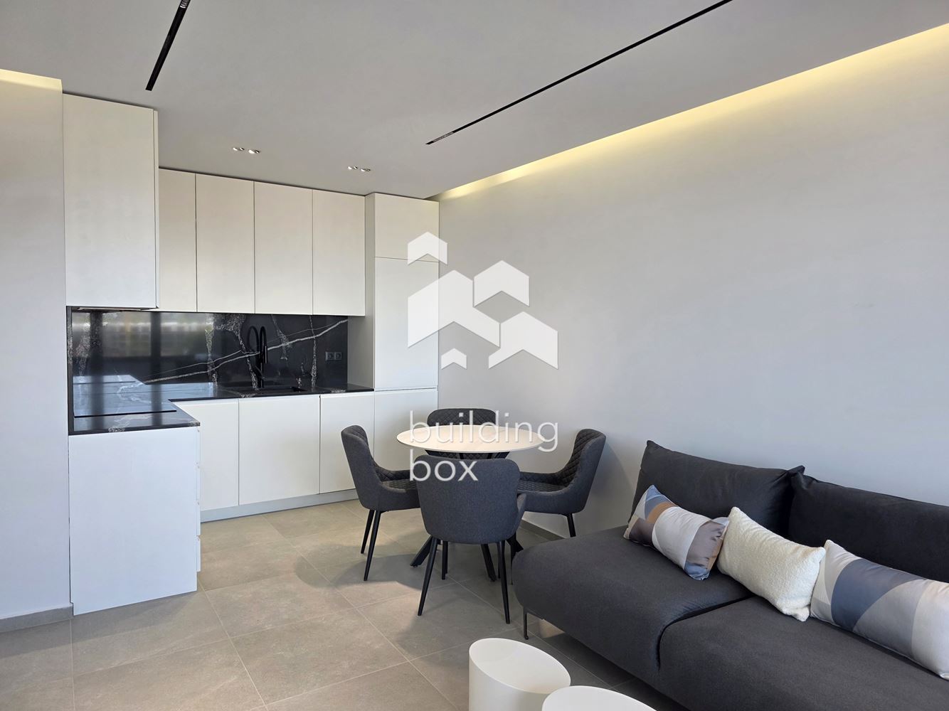 Стилен двустаен апартамент в Кръстова Вада - 0