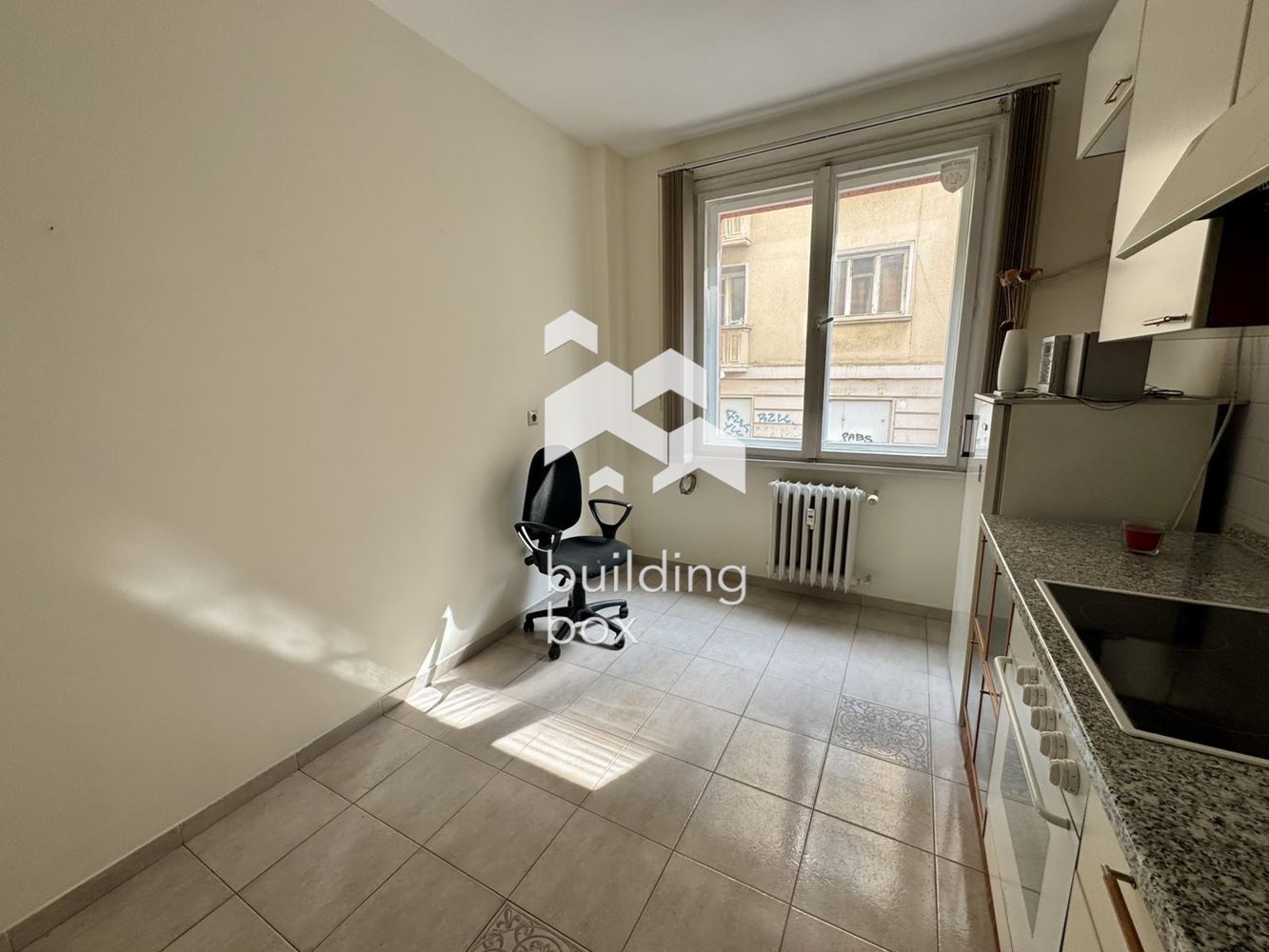 Офис/ Кантора под наем в ТОП център - 0