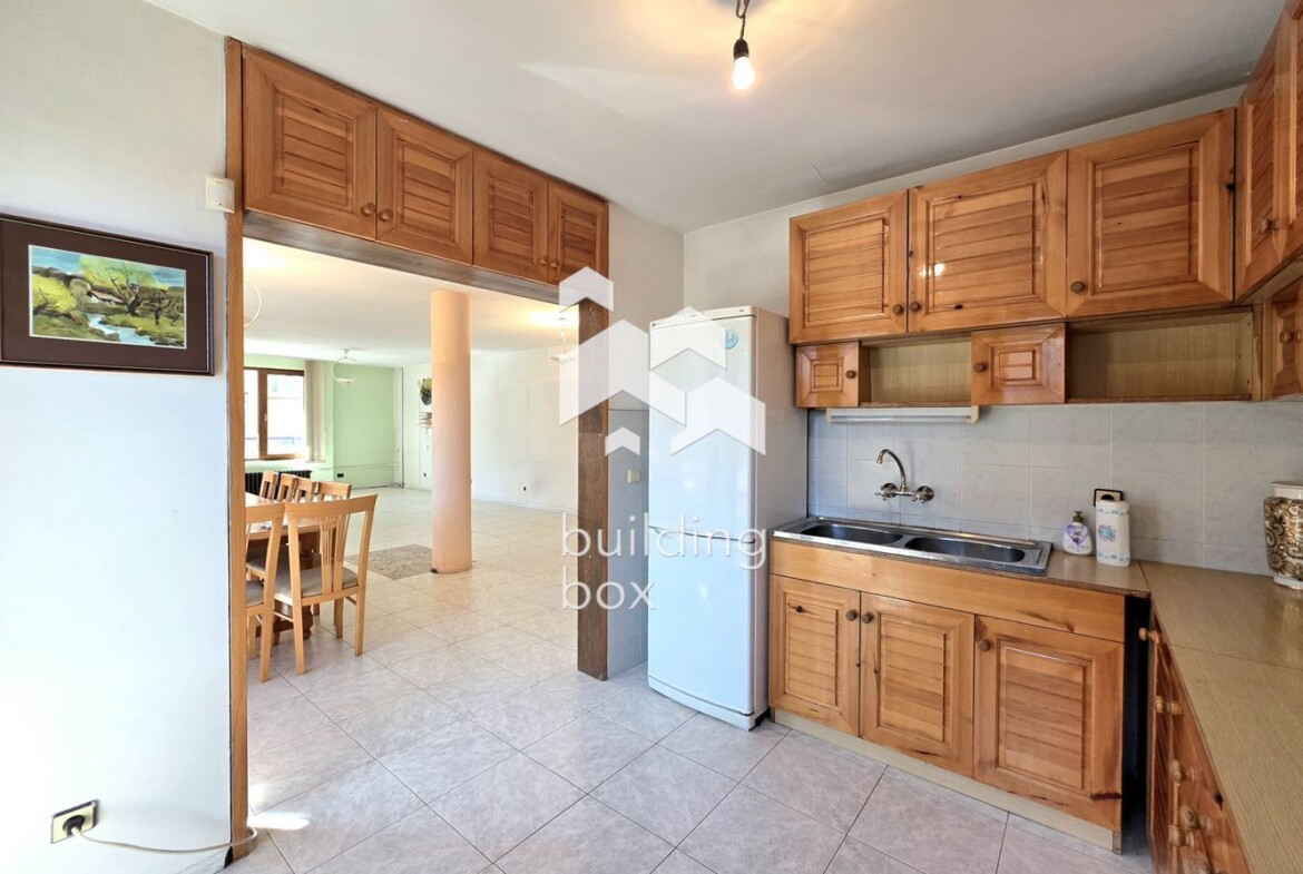 Четиристаен апартамент - кв. Витоша - 0