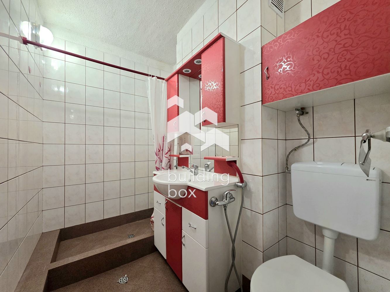 Двустаен апартамент до метростанция „Акад. Александър Теодоров-Балан“ - 0