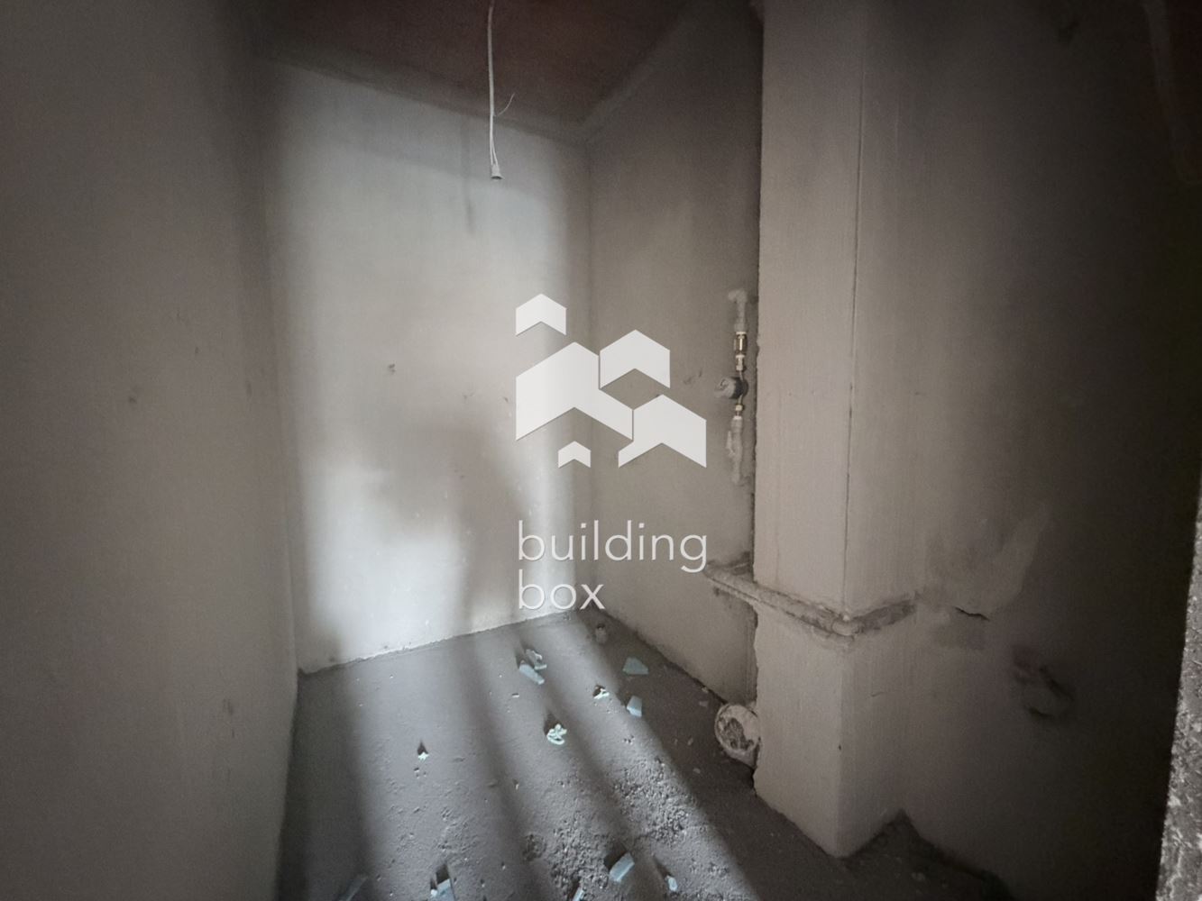 Двустаен апартамент с АКТ15 - кв. Остромила - 0