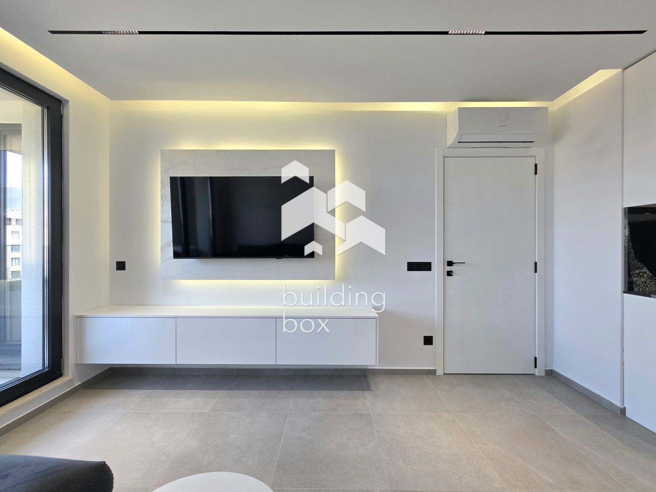 Стилен двустаен апартамент в Кръстова Вада - 0