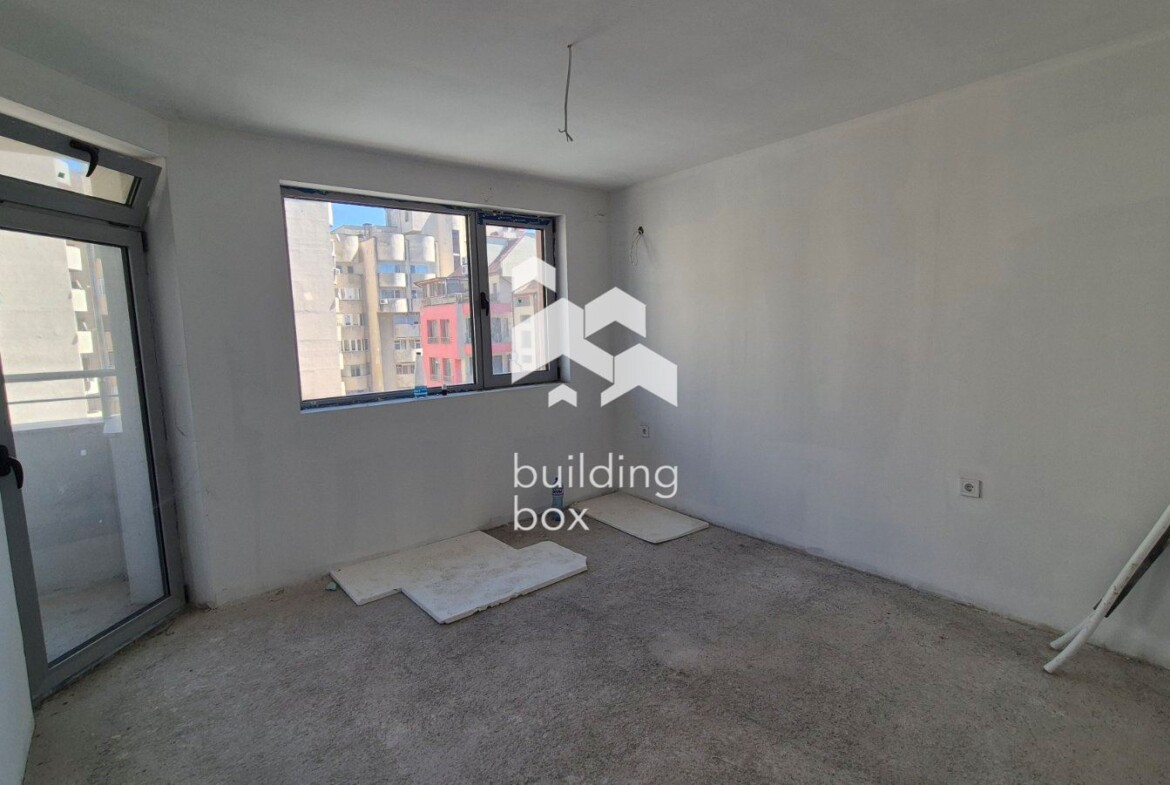 Апартамент с 3 спални в сграда с Акт 16 - 0