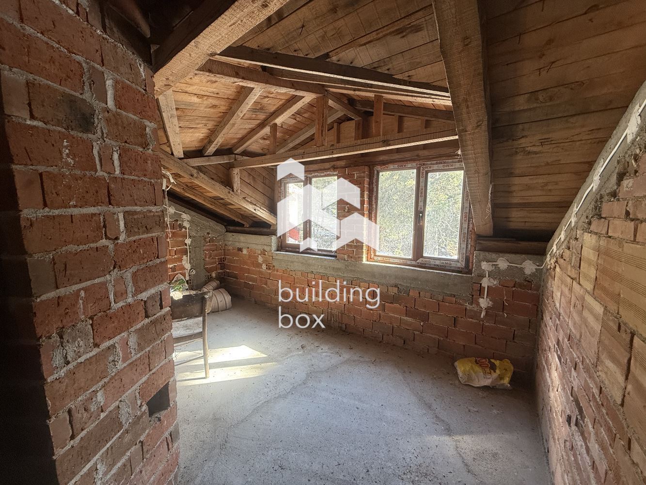 Къща с потенциал за дом или доход - местност Бяла Черква, над хижа Здравец - 0