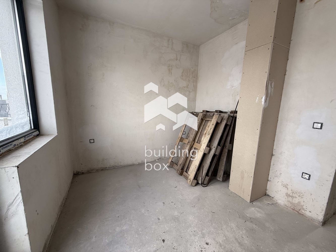 Двустаен апартамтн в близост до НСА „Васил Левски“ - 0