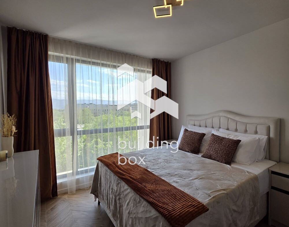 Тристаен апартамент в кв.Тракия. - 0