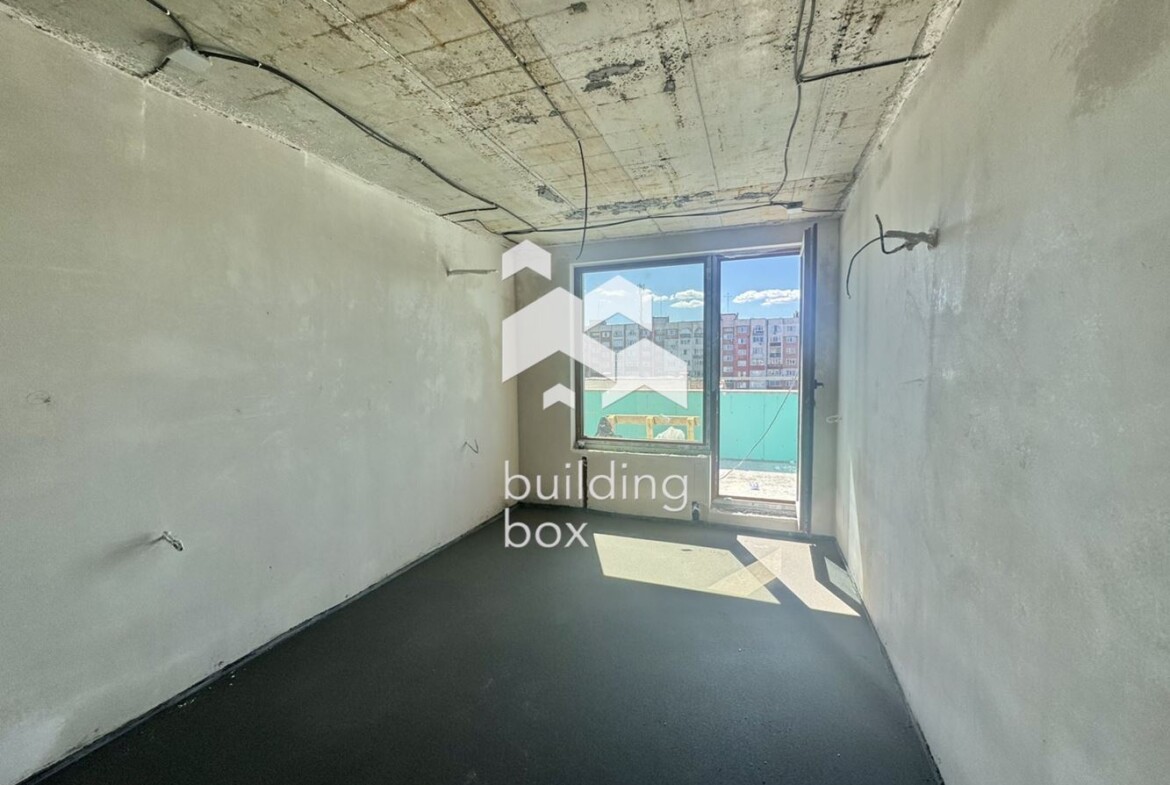 Тристаен апартамент с панорамна южна гледка до метростанция „Надежда“ - 0